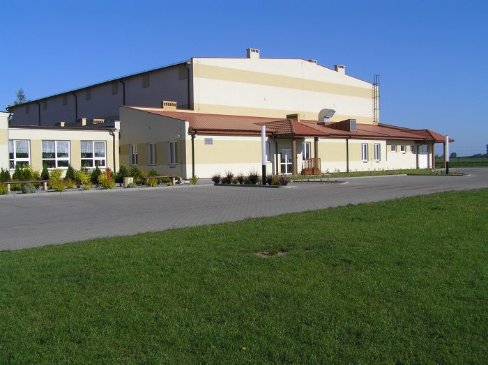 Hala sportowa w Kowalewie Opactwie